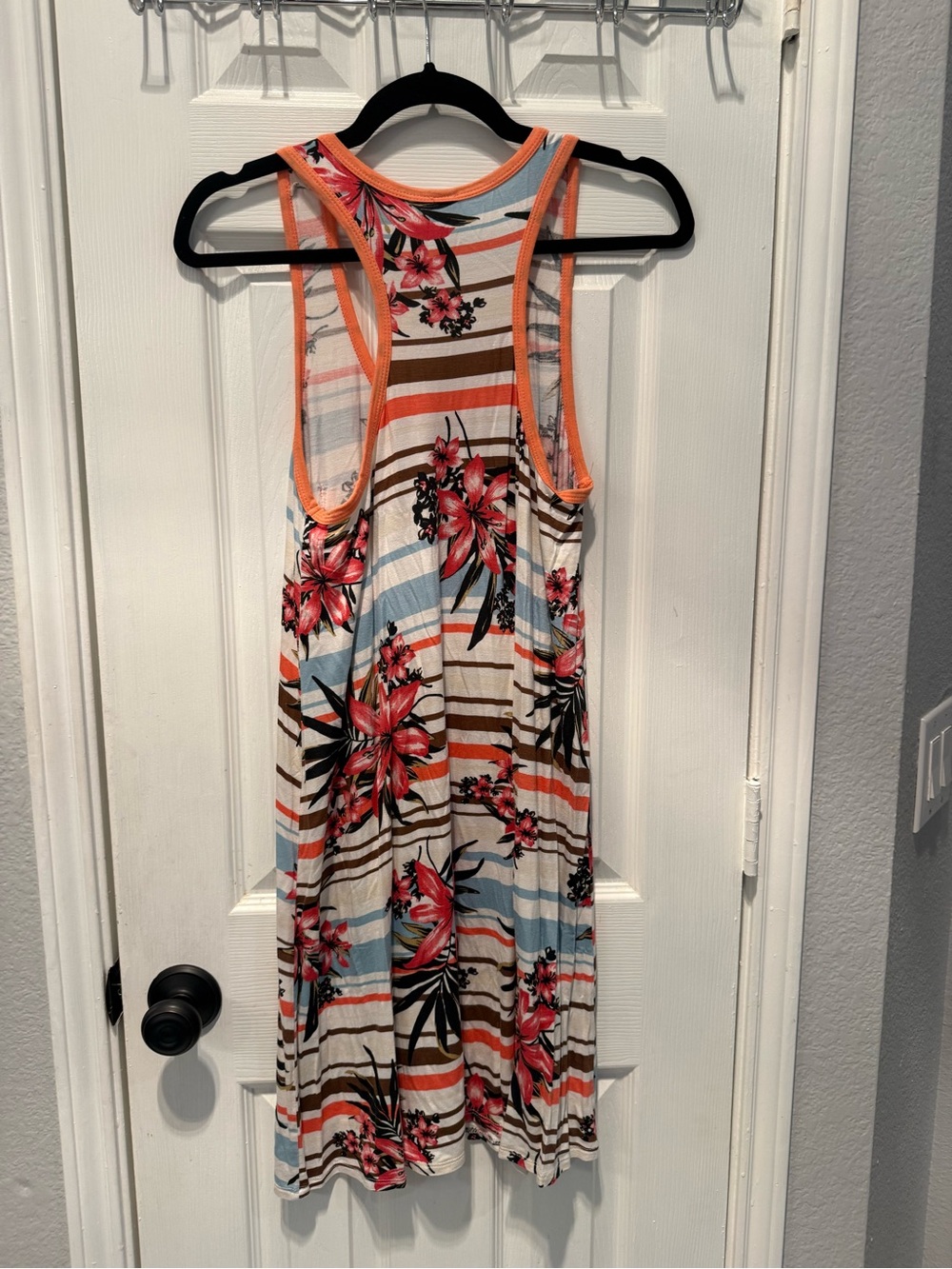 πΊπ΄π Tropical Floral Racerback Dress Resort Dress | Size M | Beach Vacation - Picture 4 of 5